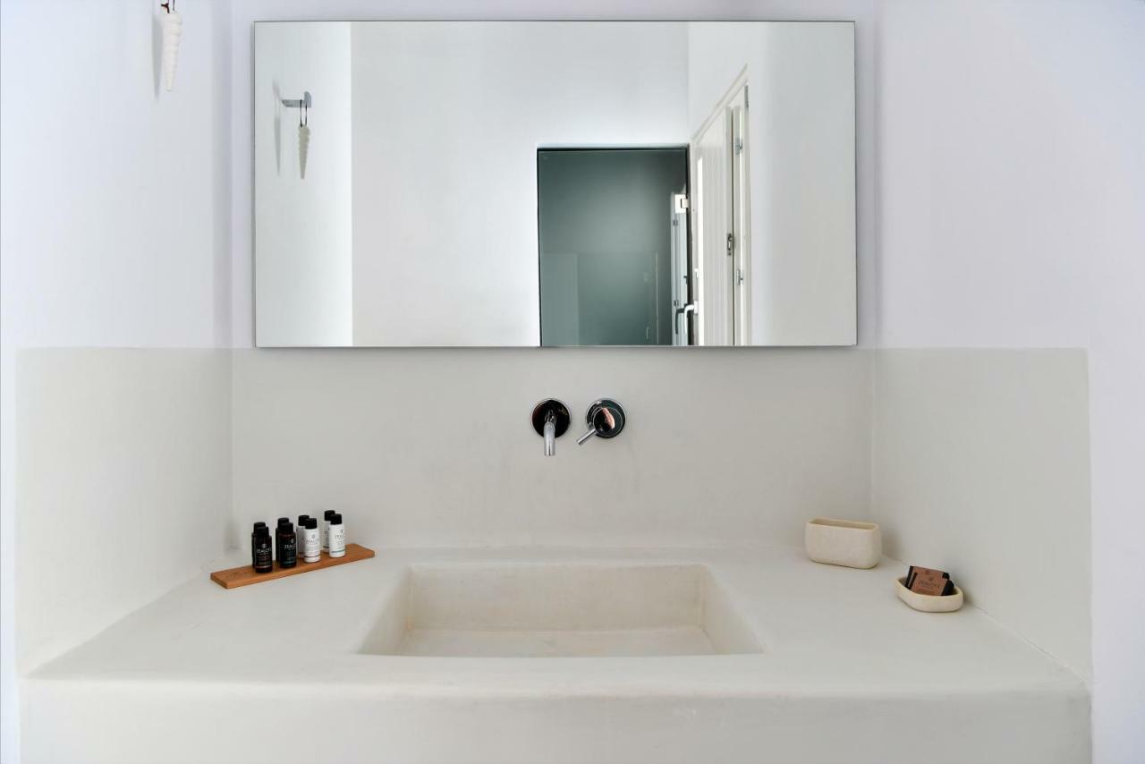 Thiro Santorini Villa Fira  Ngoại thất bức ảnh