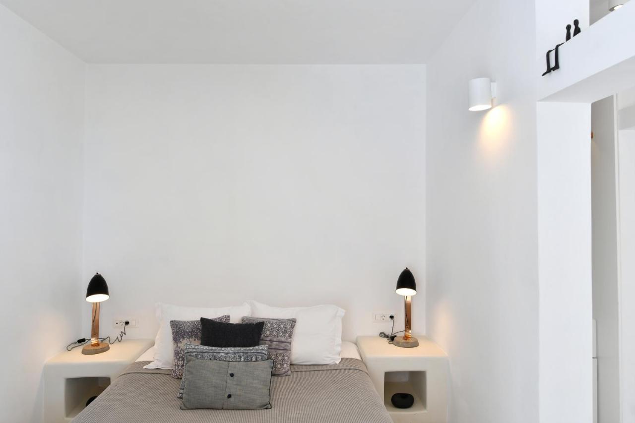 Thiro Santorini Villa Fira  Ngoại thất bức ảnh